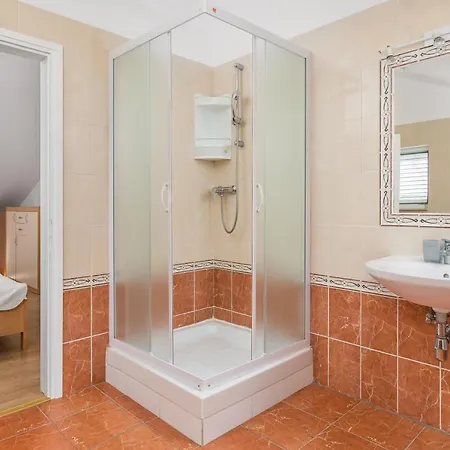 Dvorine Apartment