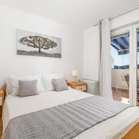 Apartman Dvorine